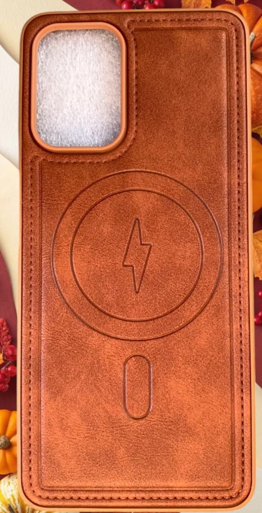 Coque Premium en Cuir Cognac – Édition MK Magnetique