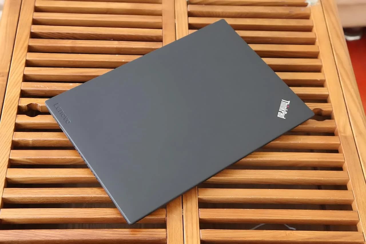 Lenovo ThinkPad E480 — Ryzen 7 3700U, 8 Go, SSD+HDD 14"